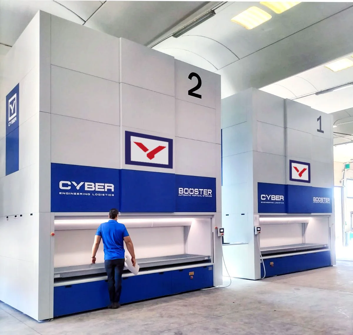 Cyber Booster şaquli lift modulları istehsal sahəsində
